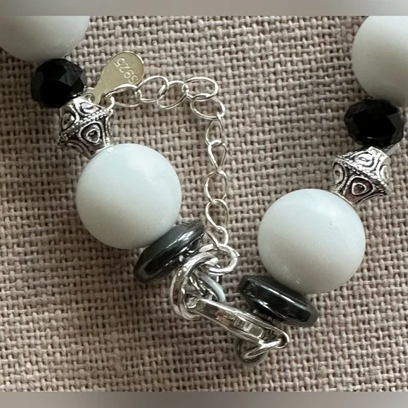 26-1/2 inch Black and White Mother of Pearl Long necklace - Picture 13 of 16